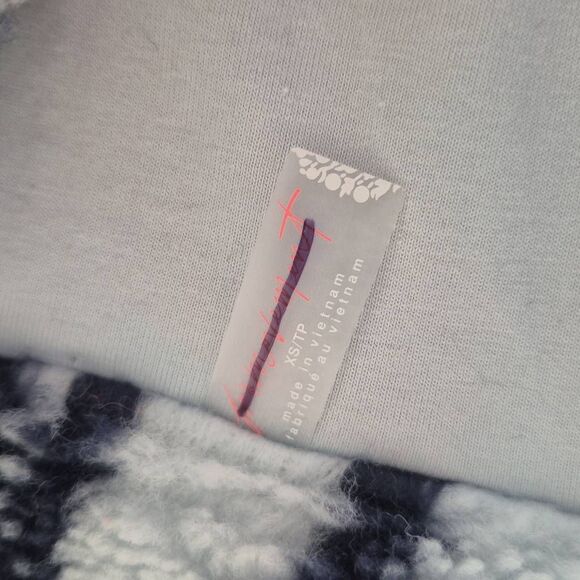 Free People Movement Printed Hit The Slopes Fleece Pullover Jacket Size XS - Picture 3 of 6